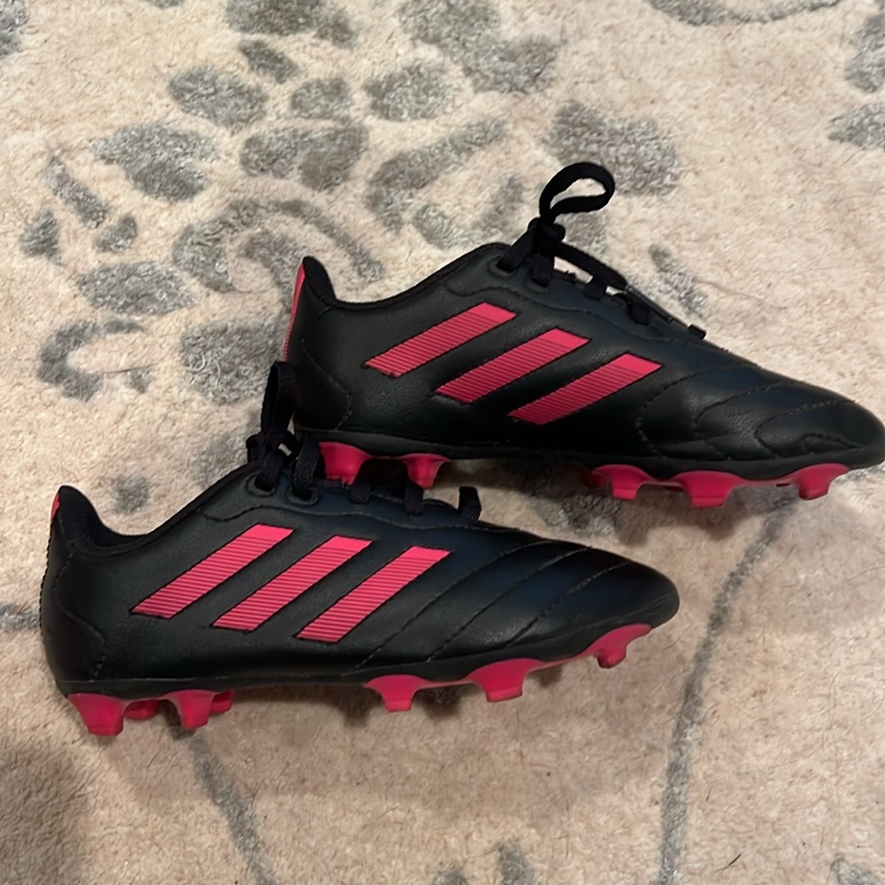 Girls Youth Adidas Goletto VIII Soccer Cleats - Size 1 - Picture 2 of 6